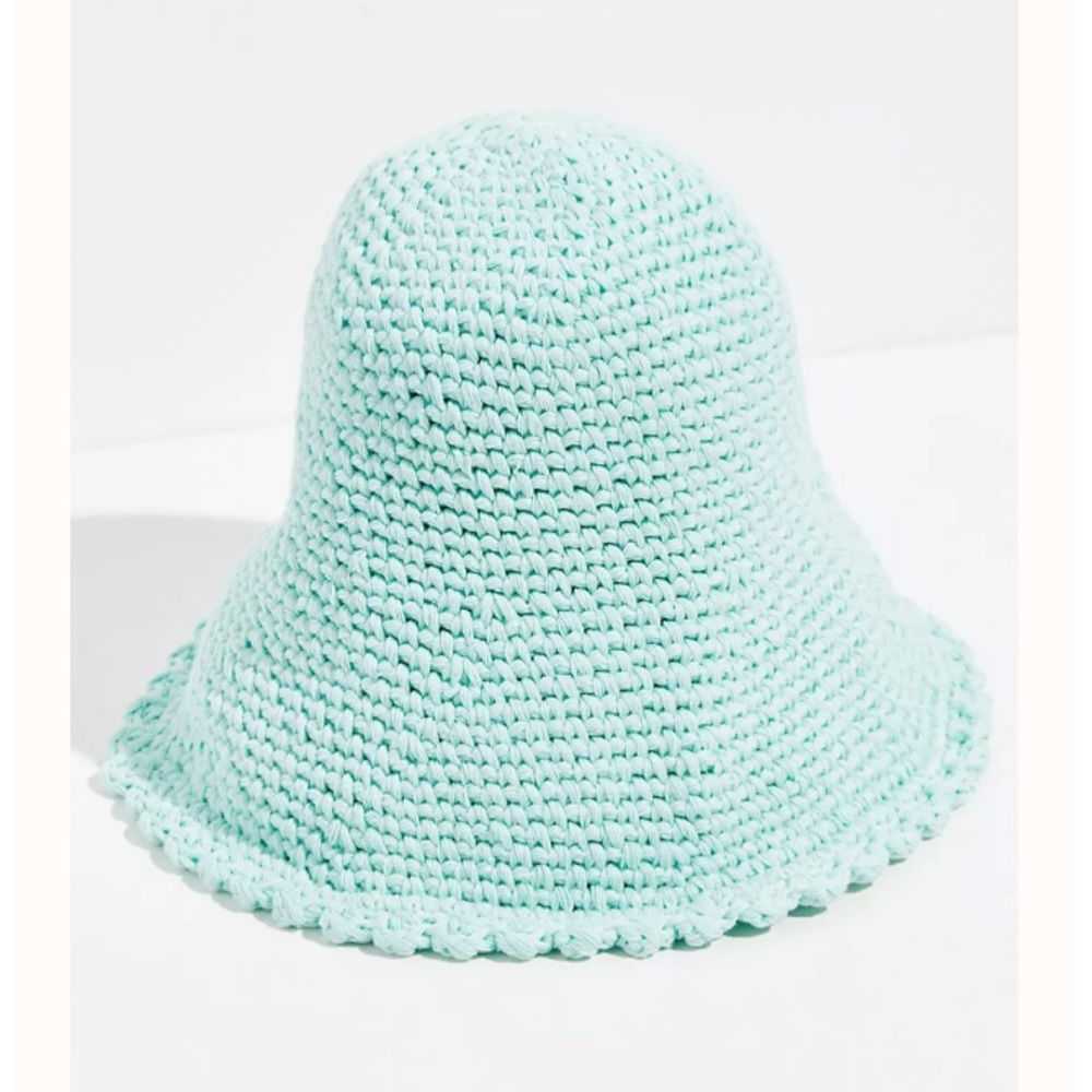 Free People☀️Pixie Knit Bucket Hat☀️ - Picture 2 of 9